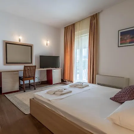 Guest house Pansion Epetium
